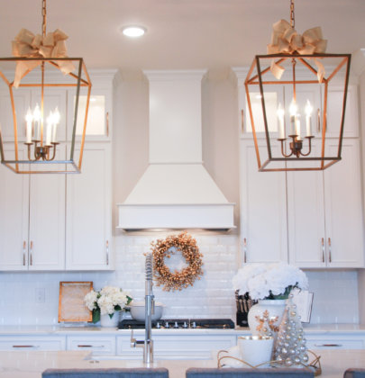 Gold and White Christmas Kitchen!